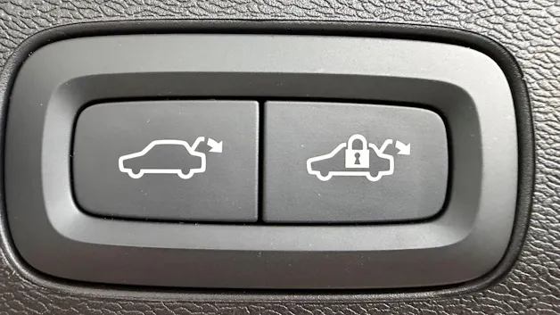 VOLVO XC60 2.0 T8 TE Inscription eAW