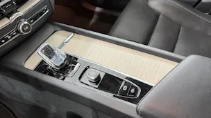 VOLVO XC60 2.0 T8 TE Inscription eAW