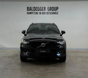 VOLVO XC40 2.0 B3 MH Plus Dark