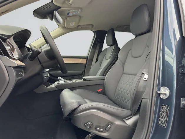 VOLVO XC90 T8e AWD Plus Dark PluginHybrid Geartronic
