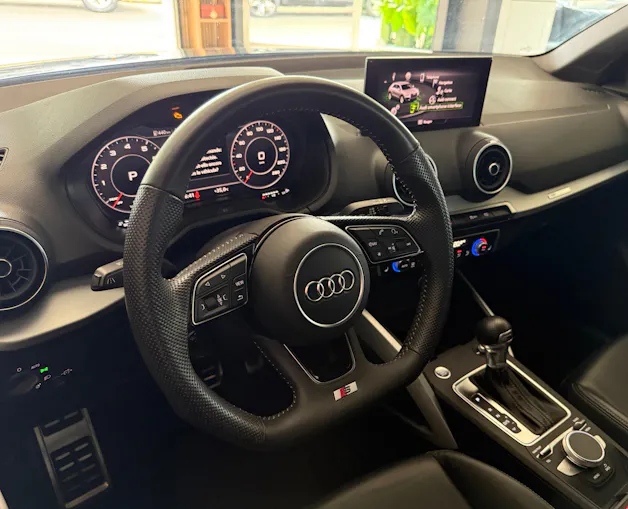 AUDI Q2 35 TFSI Sport Attraction S-tronic