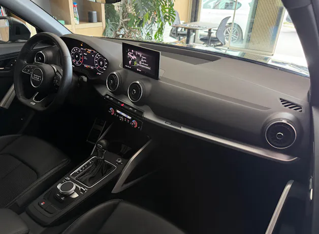 AUDI Q2 35 TFSI Sport Attraction S-tronic
