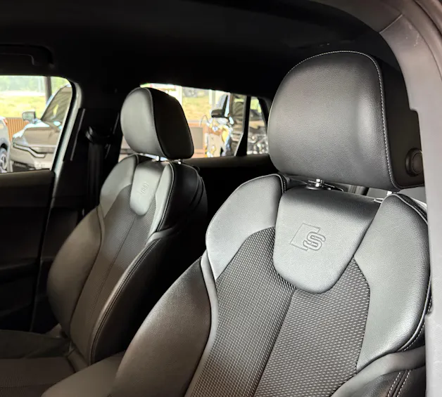 AUDI Q2 35 TFSI Sport Attraction S-tronic