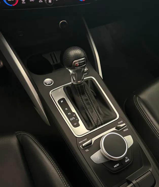 AUDI Q2 35 TFSI Sport Attraction S-tronic