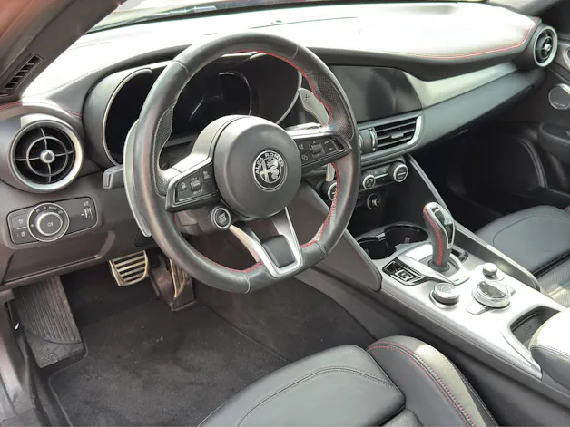 ALFA ROMEO Giulia 2.0 Competizione Q4 AT8
