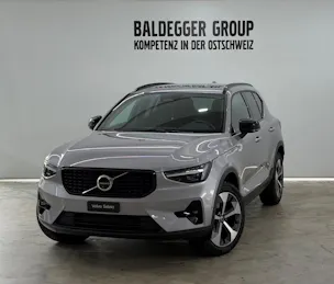 VOLVO XC40 2.0 B3 MH Plus Dark