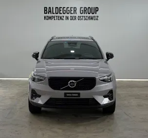 VOLVO XC40 2.0 B3 MH Plus Dark