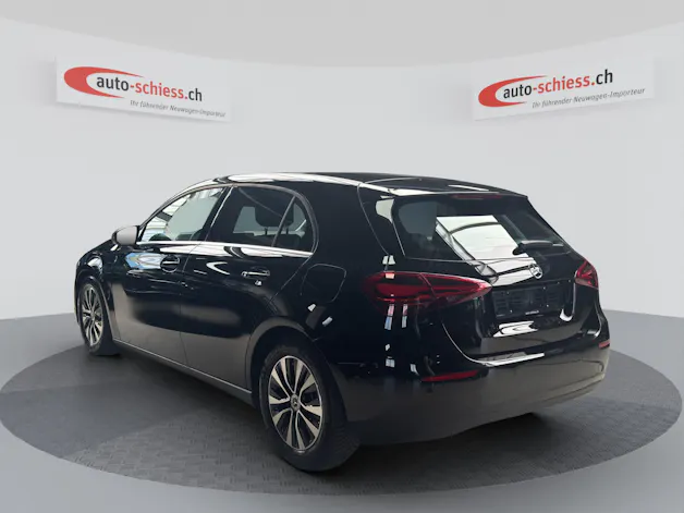 MERCEDES-BENZ A 180 Progressive 7G-DCT