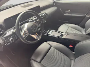 MERCEDES-BENZ A 180 Progressive 7G-DCT