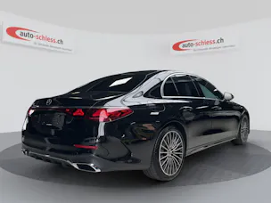MERCEDES-BENZ E 220 d AMG Line 9G-Tronic