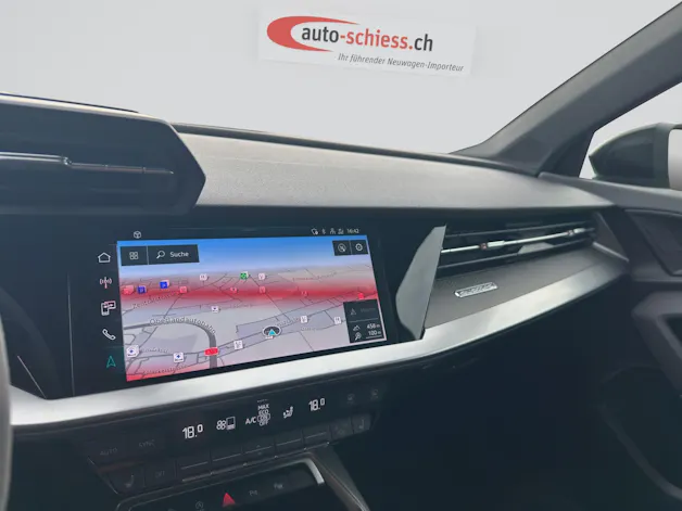 AUDI RS3 Limousine 2.5 TSI quattro S-tronic