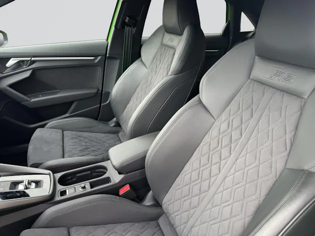 AUDI RS3 Limousine 2.5 TSI quattro S-tronic