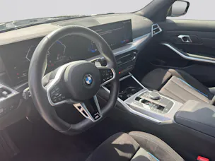 BMW 320d M Sport Pro xDrive 48V Steptronic Shadow Line