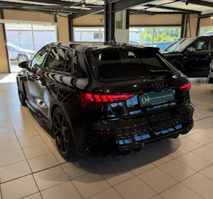 AUDI RS3 Sportback 2.5 TSI quattro S-tronic full black* freins ceramic*