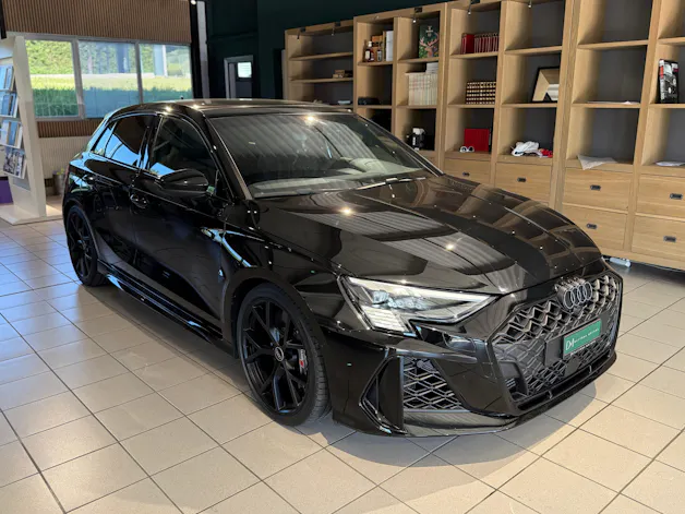 AUDI RS3 Sportback 2.5 TSI quattro S-tronic full black* freins ceramic*