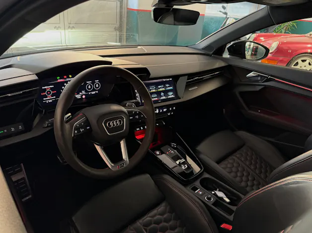 AUDI RS3 Sportback 2.5 TSI quattro S-tronic full black* freins ceramic*
