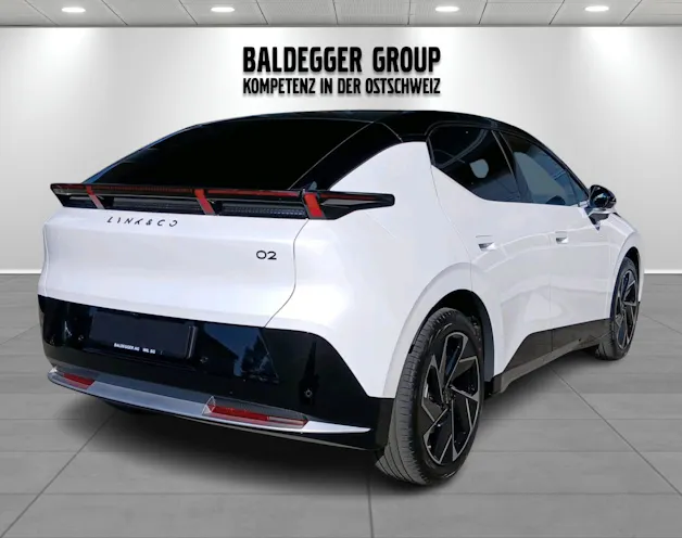 Lynk & Co 02