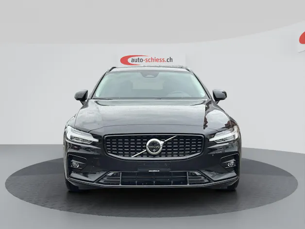 VOLVO V60 B4 Plus Dark DCT