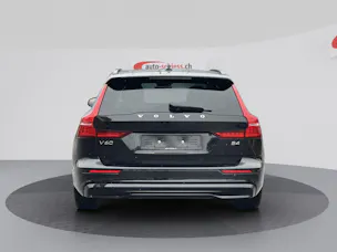 VOLVO V60 B4 Plus Dark DCT