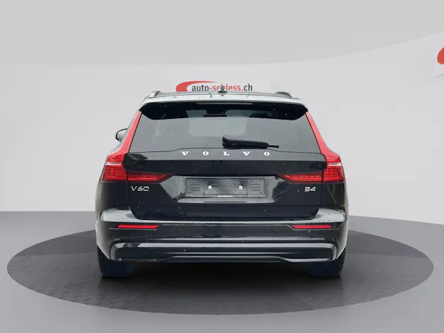 VOLVO V60 B4 Plus Dark DCT