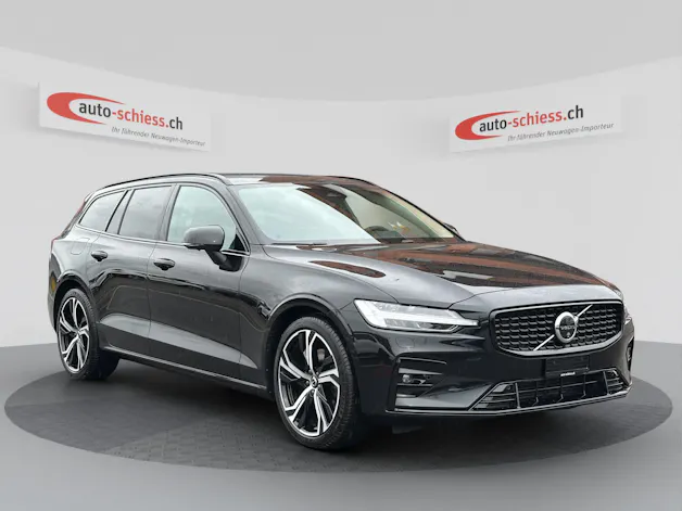 VOLVO V60 B4 Plus Dark DCT