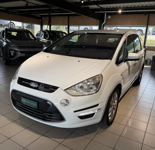 FORD S-Max 2.0 SCTi Titanium PowerShift
