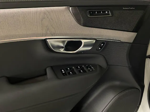 VOLVO XC90 2.0 B5 MH Plus Bright AWD