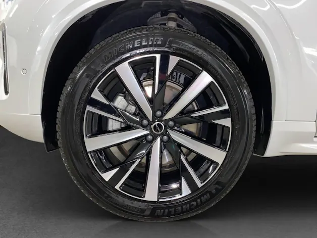 VOLVO XC90 2.0 B5 MH Plus Bright AWD