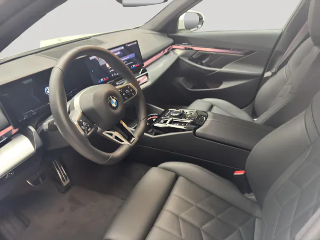 BMW 520i sDrive 48V Touring M Sport Pro Shadow Line