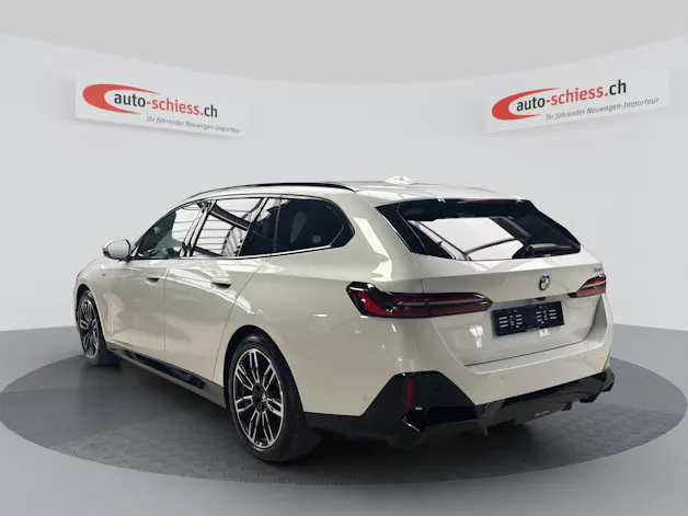 BMW 520i sDrive 48V Touring M Sport Pro Shadow Line