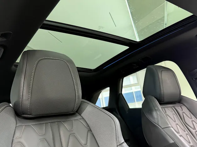 PEUGEOT 3008 2.0 BlueHDi 180 GT