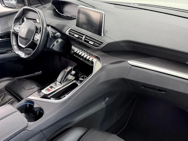 PEUGEOT 3008 2.0 BlueHDi 180 GT