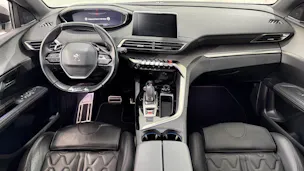 PEUGEOT 3008 2.0 BlueHDi 180 GT