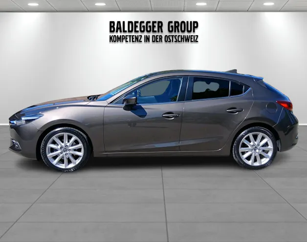 MAZDA 3 D 150 Revolution