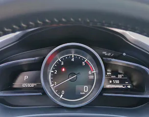 MAZDA 3 D 150 Revolution