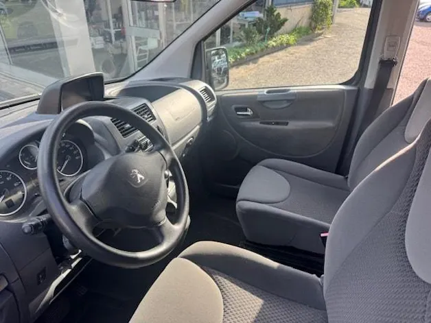 PEUGEOT Expert Tepee 2.0 HDi A Allure L2