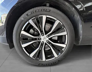 VOLVO XC60 2.0 T6 TE R-Design eAWD