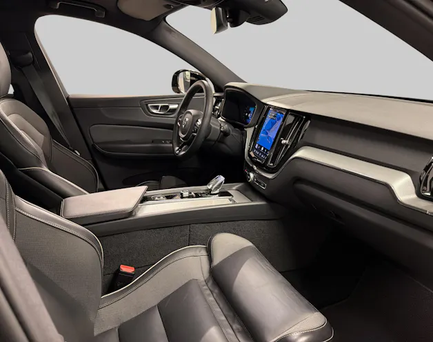 VOLVO XC60 2.0 T6 TE R-Design eAWD