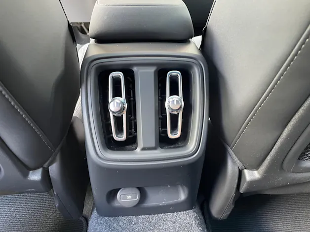 VOLVO C40 E80 Ultimate AWD