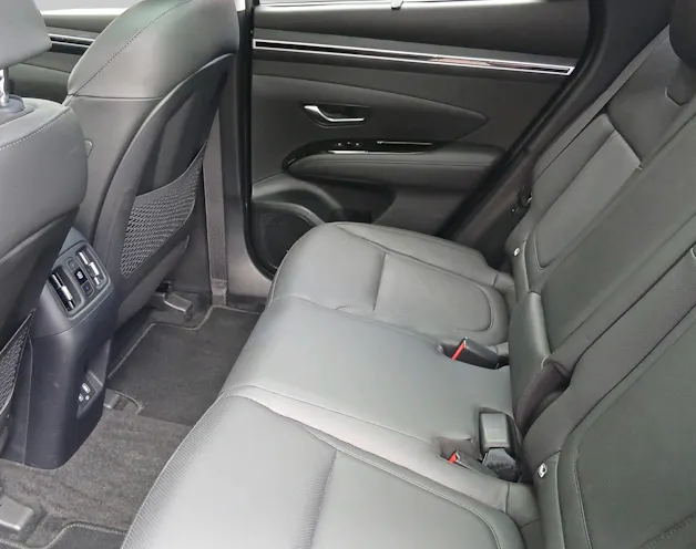 HYUNDAI Tucson 1.6 T-GDi PHEV Amplia 4