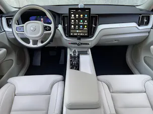 VOLVO XC60 2.0 T6 TE Ultra Dark eAWD