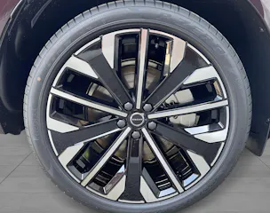 VOLVO XC60 2.0 T6 TE Ultra Dark eAWD