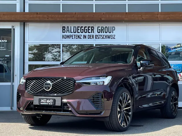 VOLVO XC60 2.0 T6 TE Ultra Dark eAWD