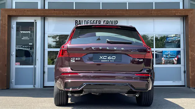 VOLVO XC60 2.0 T6 TE Ultra Dark eAWD
