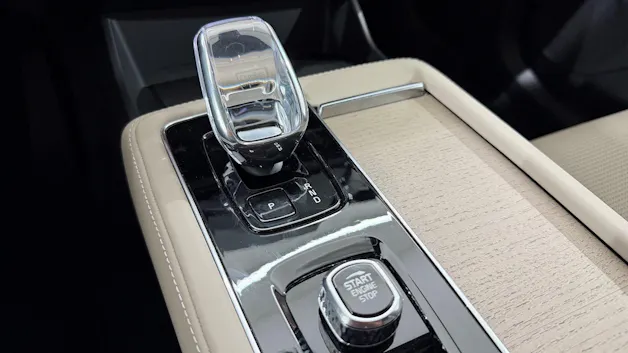 VOLVO XC90 2.0 T8 TE Ultra Bright eA