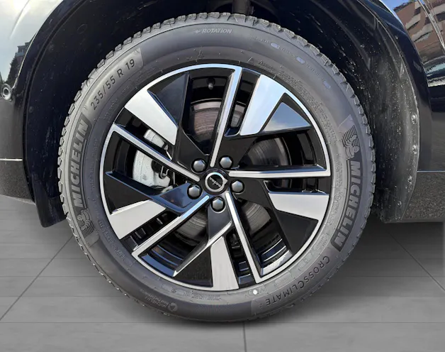 VOLVO XC60 2.0 T8 TE Plus Dark eAWD