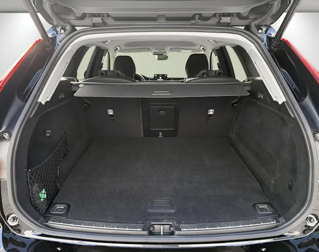 VOLVO XC60 2.0 T8 TE Plus Dark eAWD