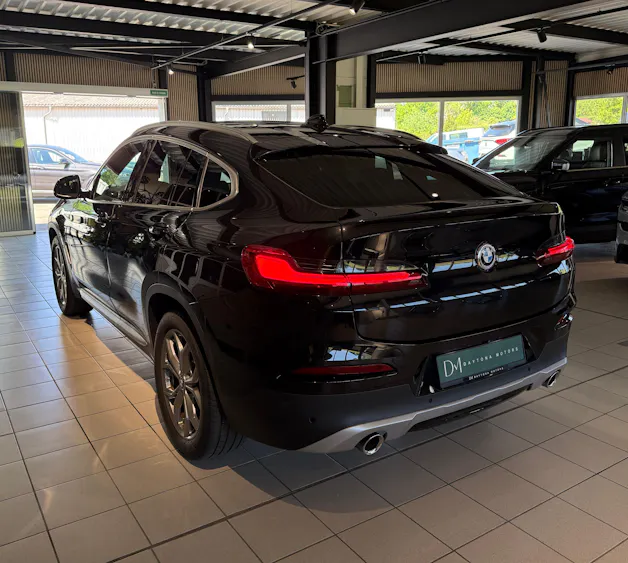BMW X4 xDrive 48V 20d xLine Steptronic