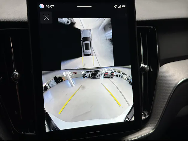 VOLVO XC60 T6 AWD PluginHybrid Black Edition Geartronic