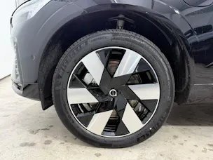 VOLVO XC60 2.0 T8 TE Ultra Dark eAWD